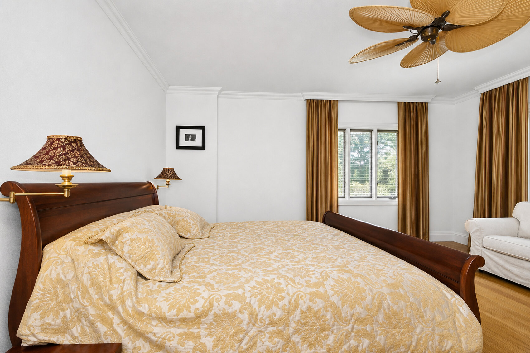Primary bedroom